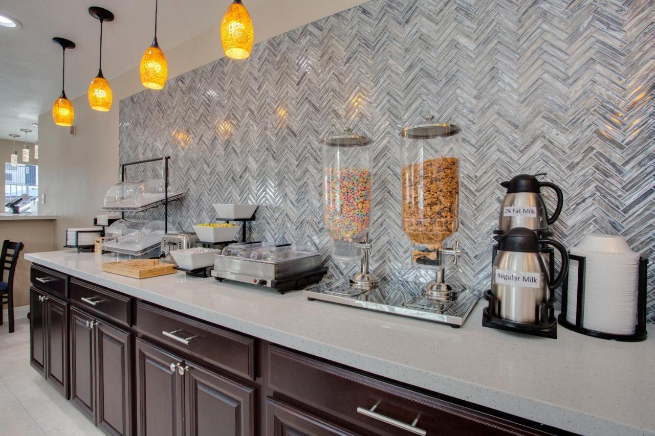 Quality Inn San Diego South - Τσούλα Βίστα Εξωτερικό φωτογραφία